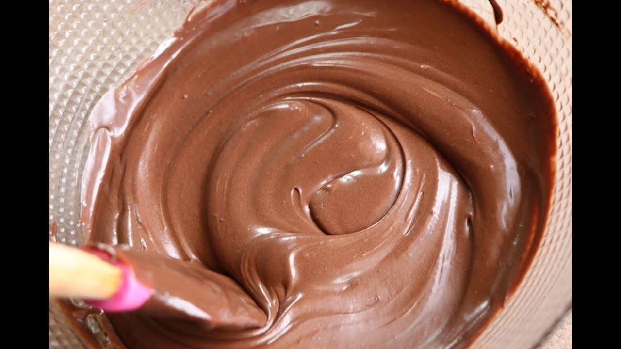 طريقة عمل صوص الشوكولاته بطرق مختلفة و سهلة بدلا من شرائها من المحلات