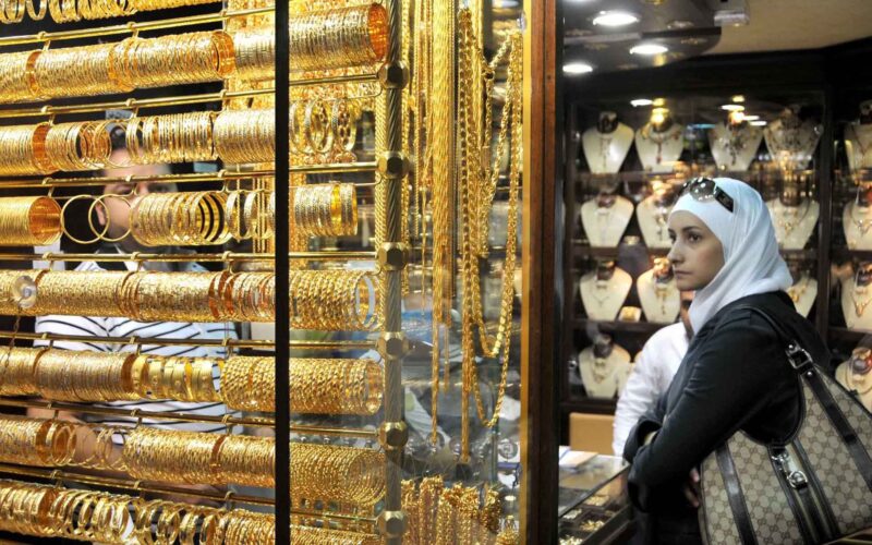 “خرج عن السيطرة” وقف بيع الذهب 2023 في جميع محلات الذهب رسميًا وفقاً لشعبة الذهب